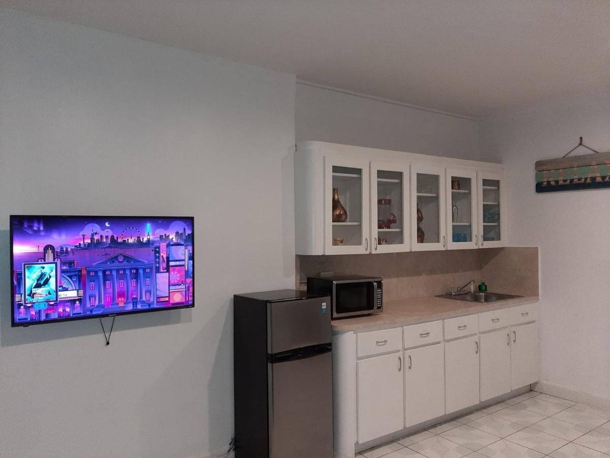 Hallandale Studio With Pool Apartment Hallandale Beach Ngoại thất bức ảnh